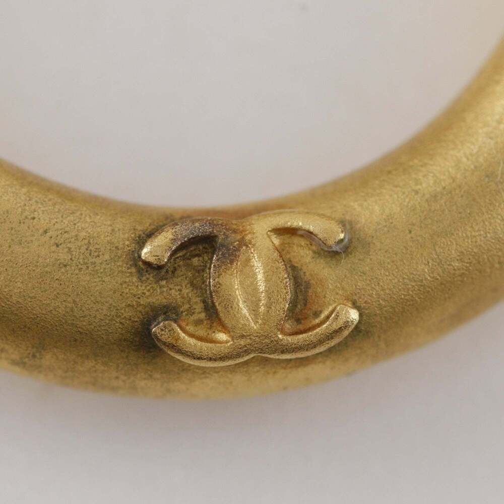 CHANEL Authentic Vintage Gold Earrings - Picture 9 of 13